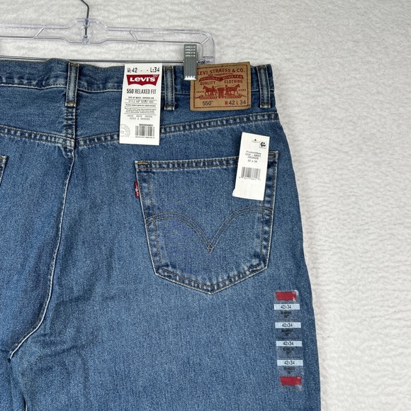 Vintage Levi's 550 Denim Jeans Relaxed Fit Men Size 42x34 NWT 2000's y2k Tapered - Picture 12 of 15